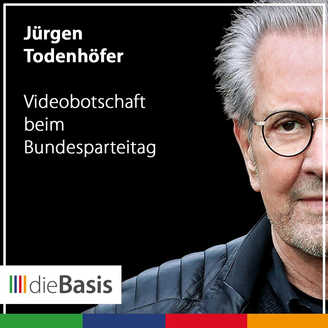 Jürgen Todenhöfer auf dem Bundesparteitag der Partei dieBasis